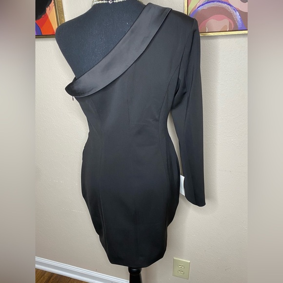 Black and Gold One Shoulder Blazer Dress - Picture 5 of 10